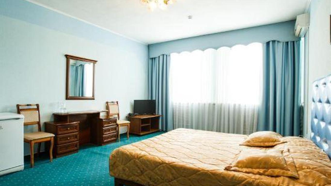 Dq Hotel