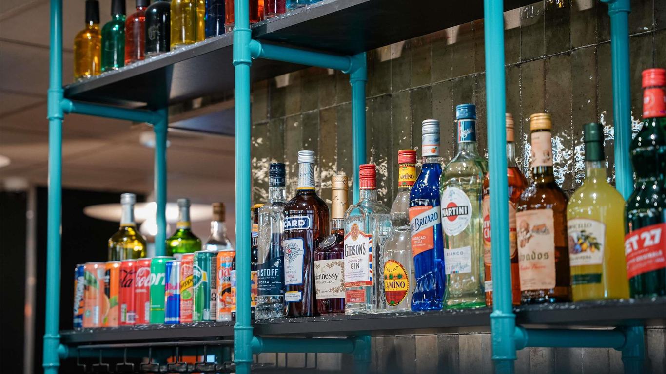宜必思快捷馬塞老港酒店