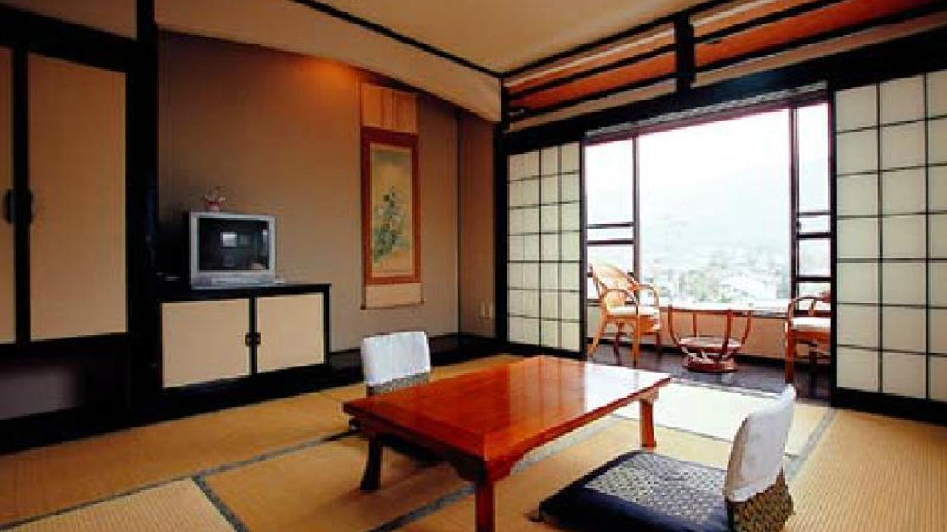 百合日式旅館