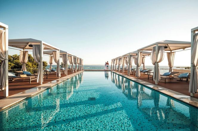 札通假日渡假村 - 寧