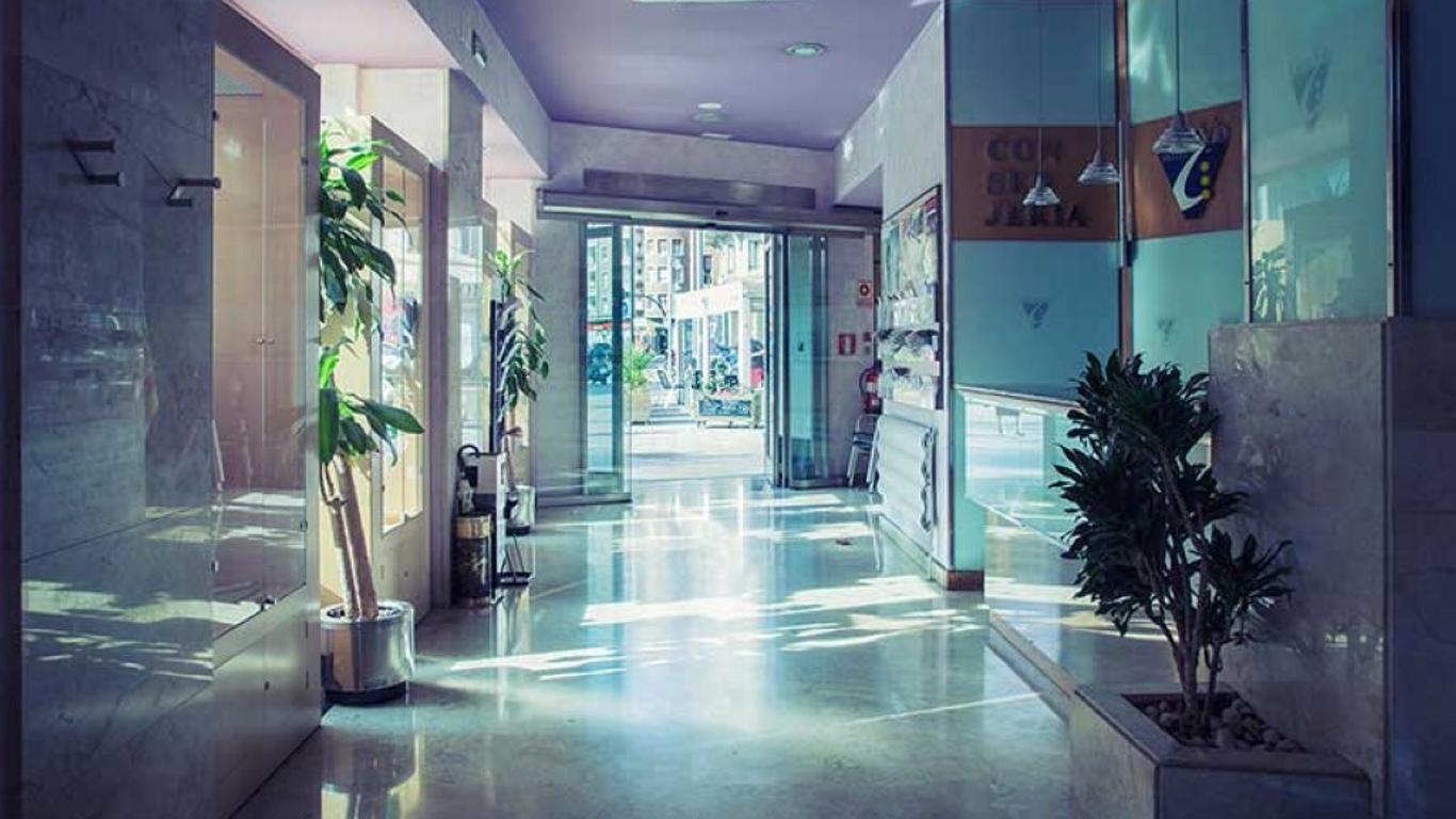 格蘭比亞酒店 - 薩拉戈薩