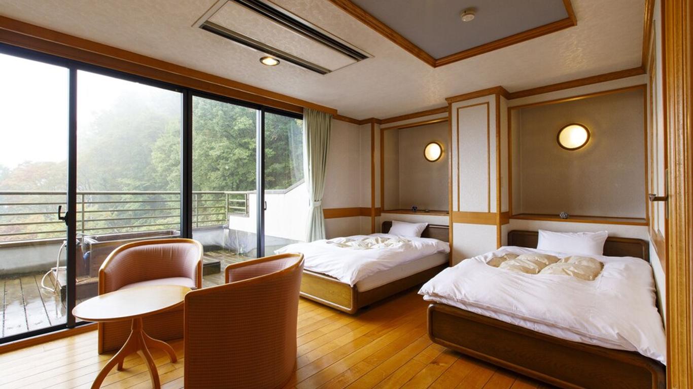 青年酒店