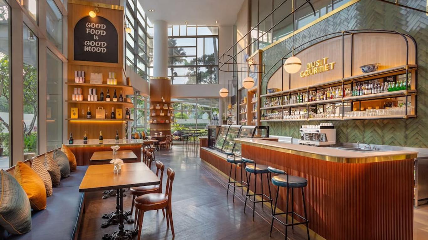 杜斯特套房酒店，拉查达姆里，曼谷