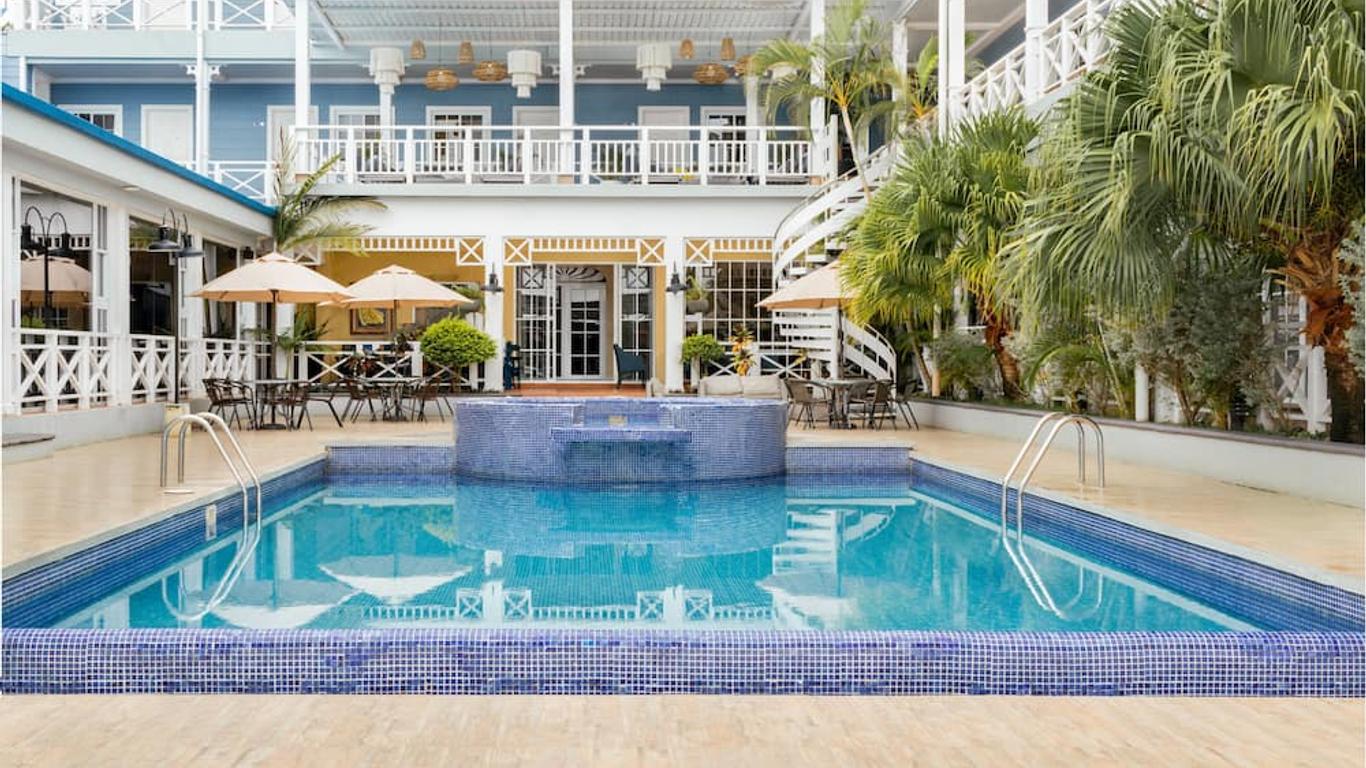 Casona del Lago 酒店 - 聖塔艾納
