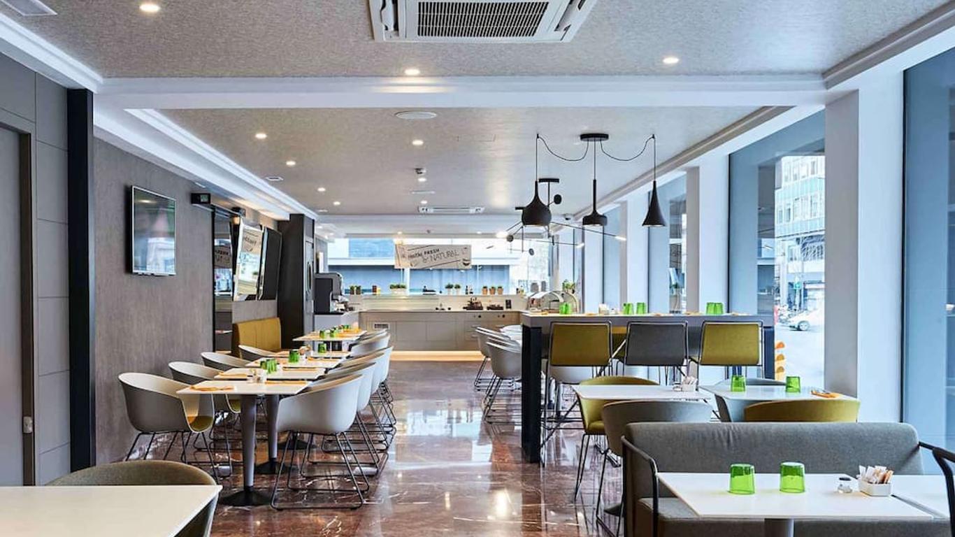 巴塞隆拿禿鷹美居酒店 - 巴塞隆拿