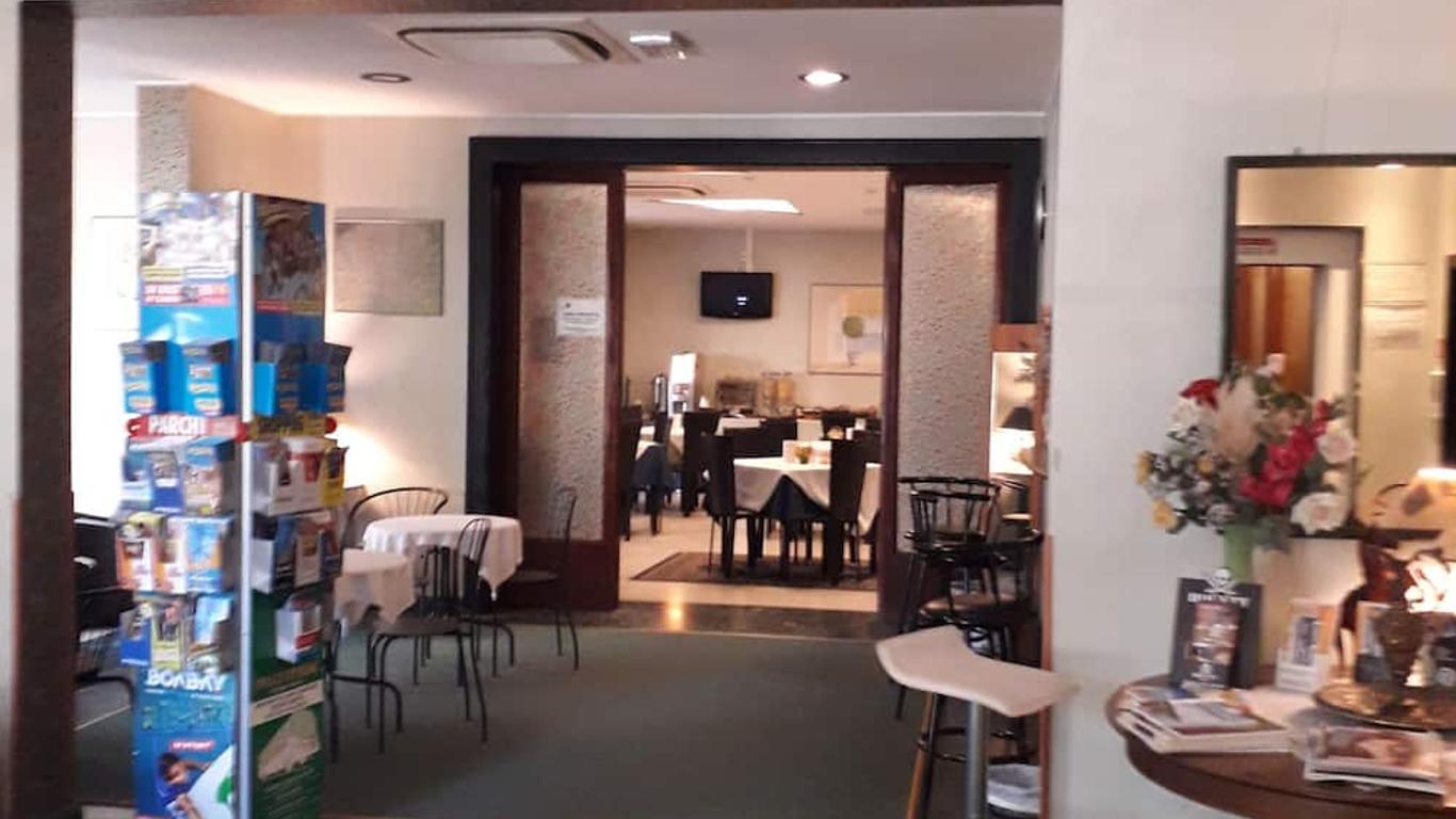 里米尼尼亞加拉酒店 - 里米尼