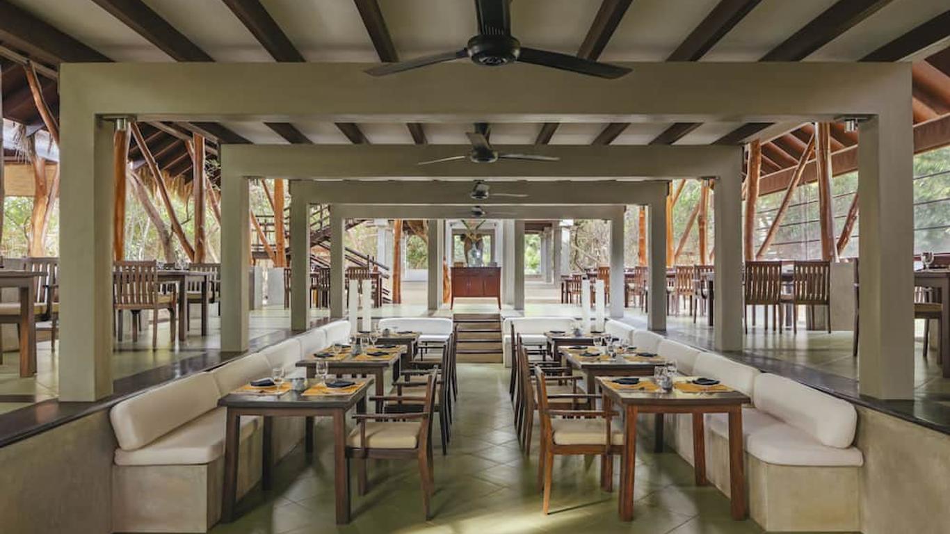 烏加休閒渡假村叢林海灘酒店 - Kuchchaveli (古切查維里)
