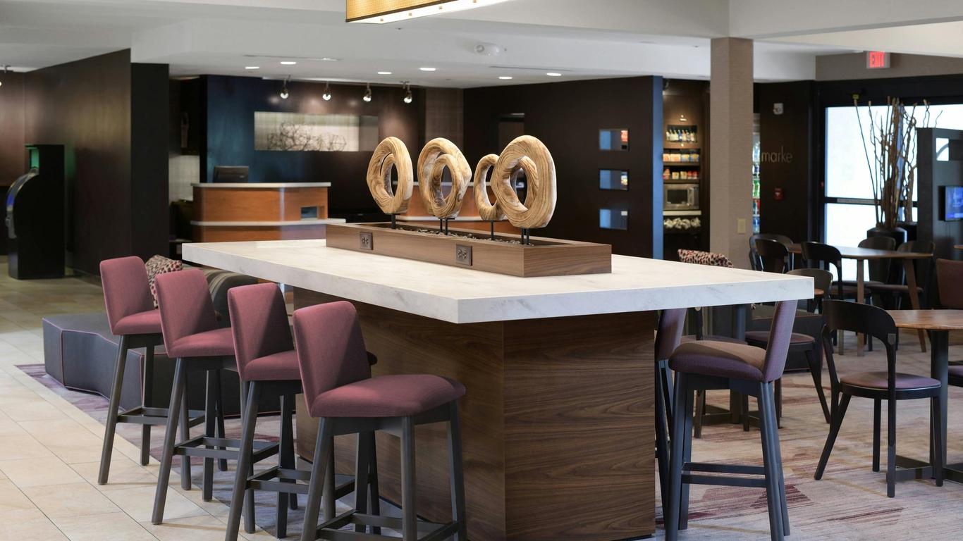 阿爾伯克爾基機場萬怡酒店 - 阿爾布奎克