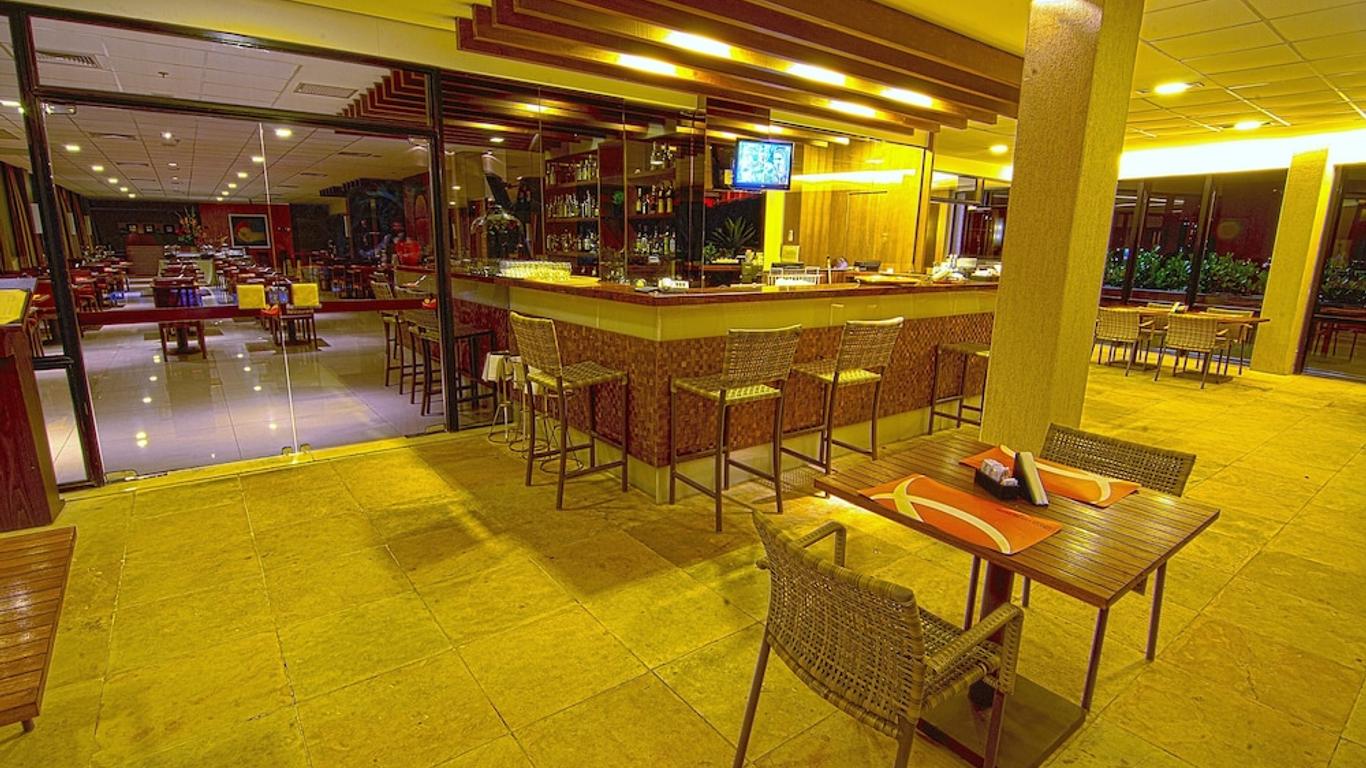 普拉亞特羅酒店 - 福塔力沙