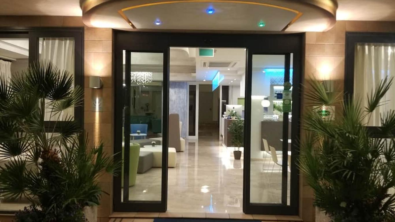 阿黛爾酒店