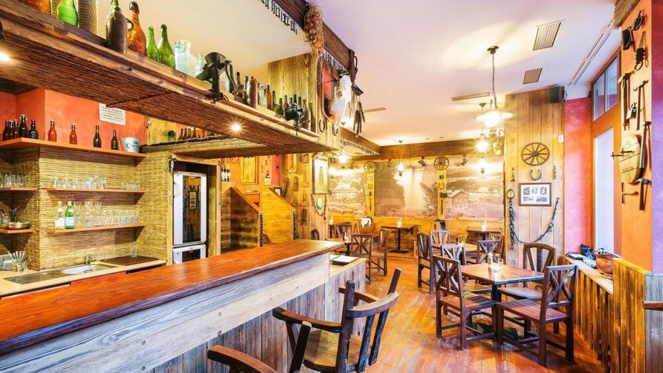 格蘭酒店 - 什平德萊魯夫姆林