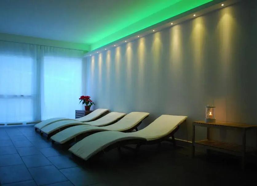 Spa 相片