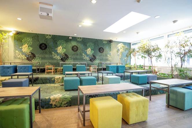 袋熊城維也納旅館納旭市場店