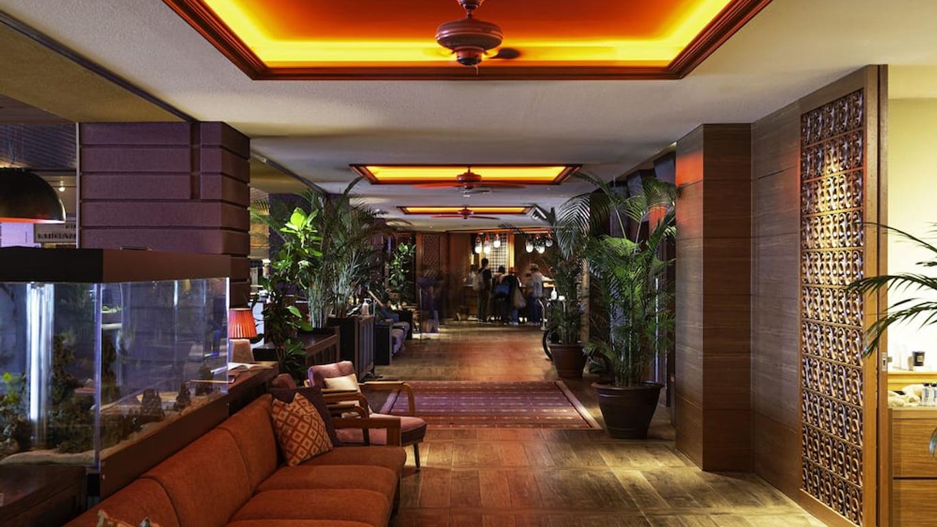 羅伊伽斯Spa度假酒店