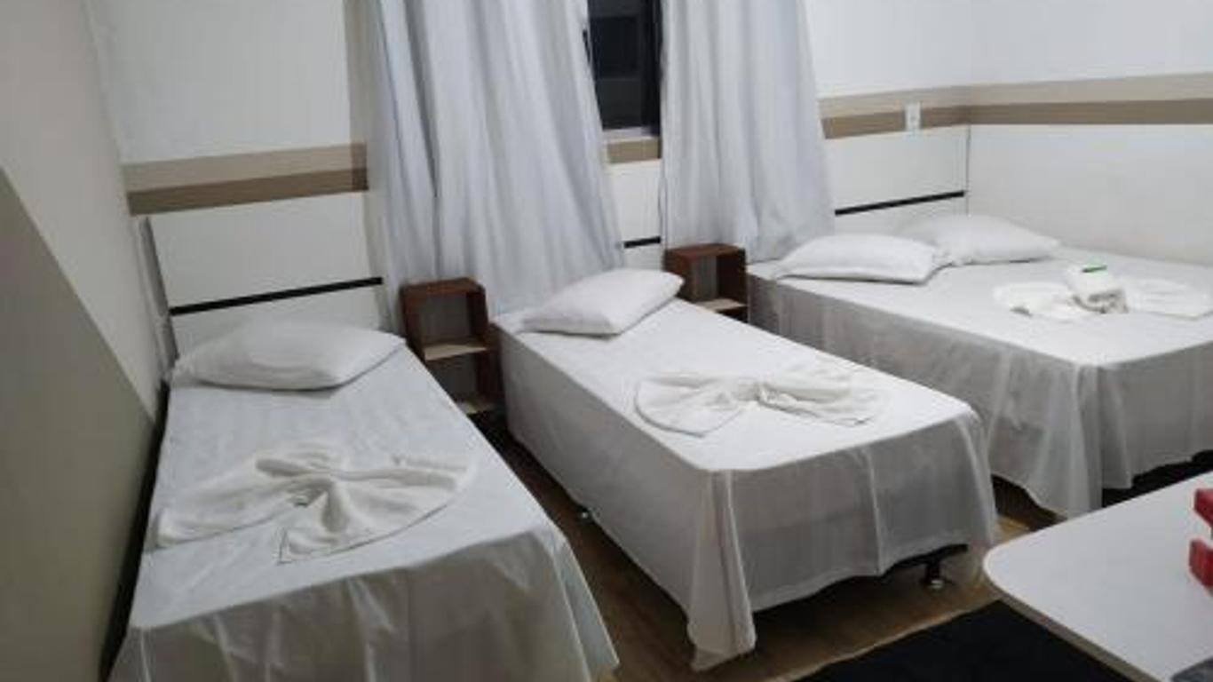 安塔里斯旅館