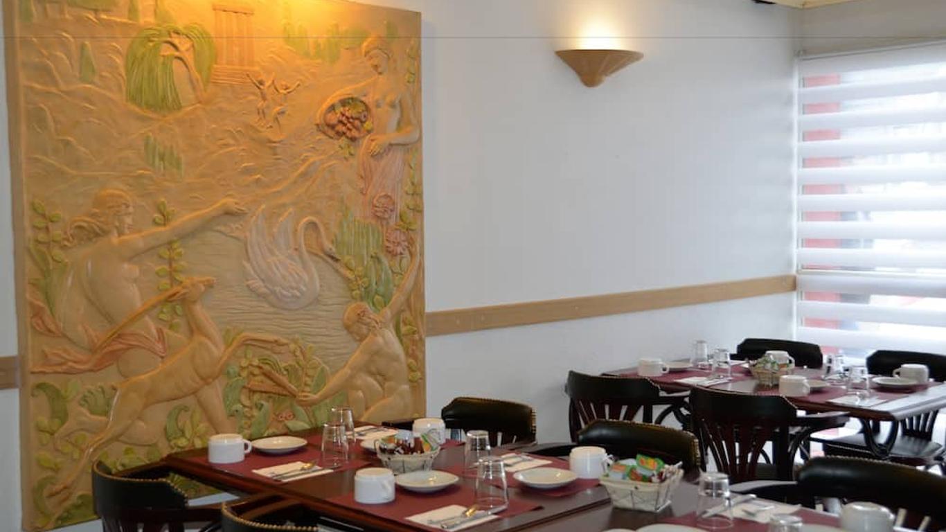 瑟堡奧克特維爾布里特飯店