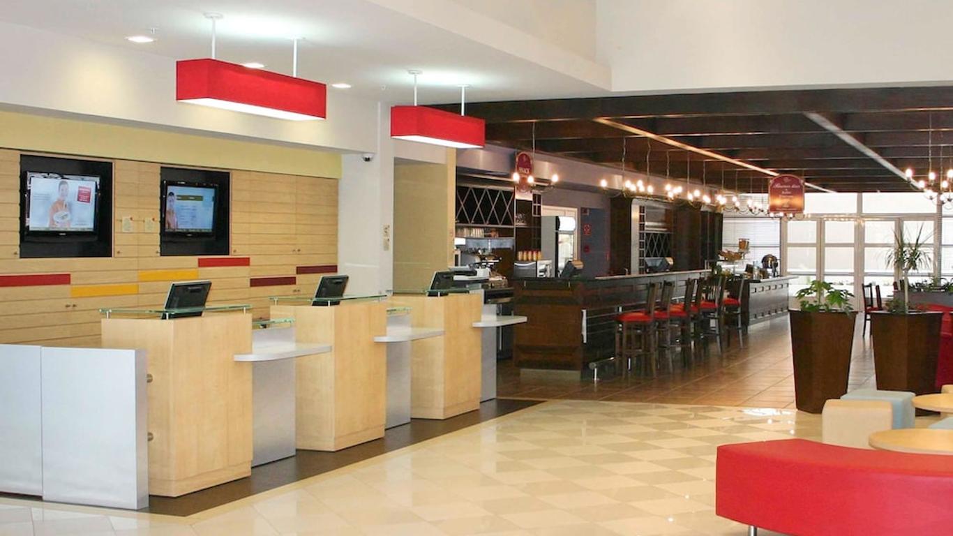 安托法加斯塔宜必思酒店 - 安多法加斯塔