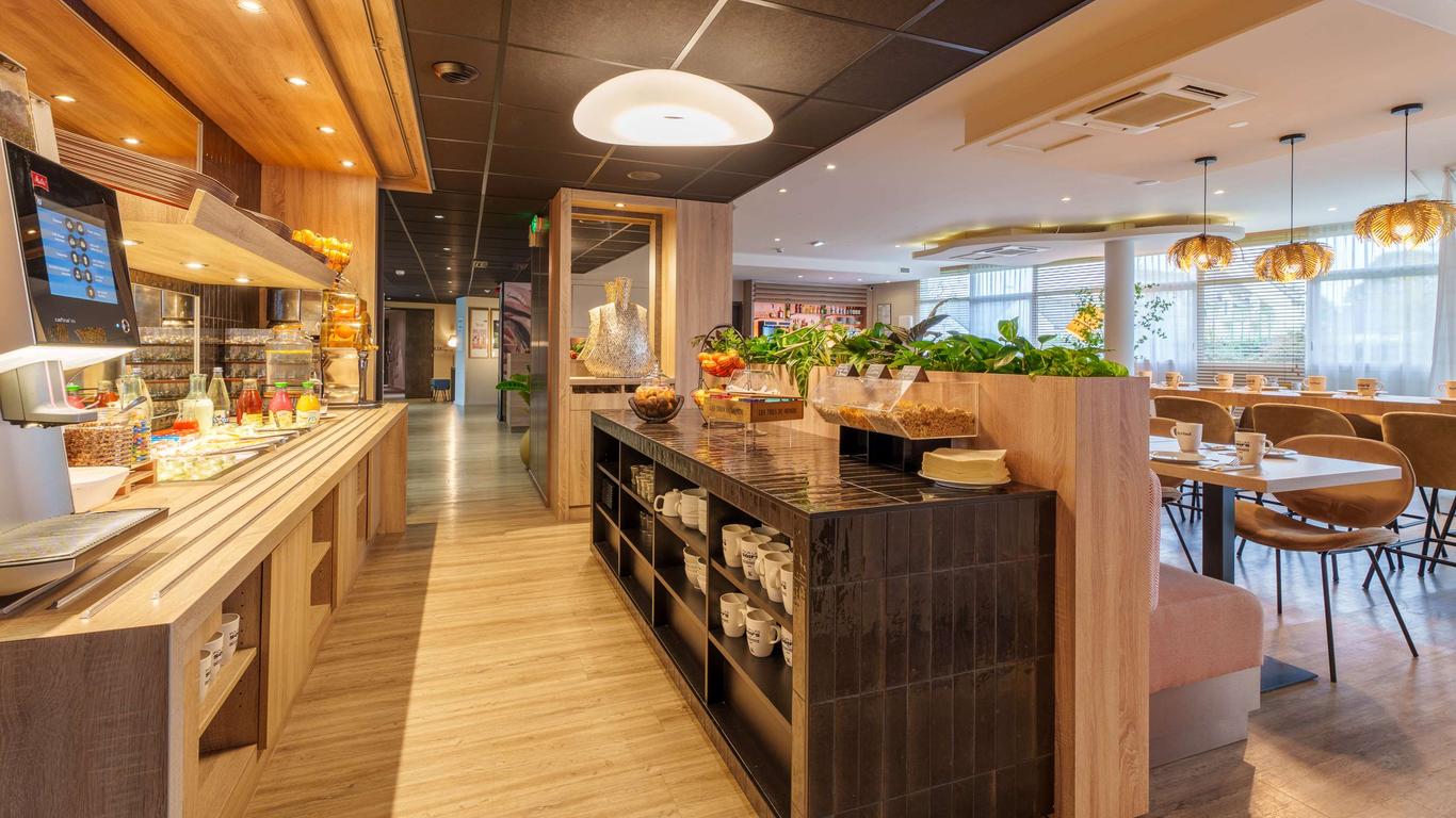 基里雅德卓越瓦纳中心蓋爾酒店 - 瓦訥