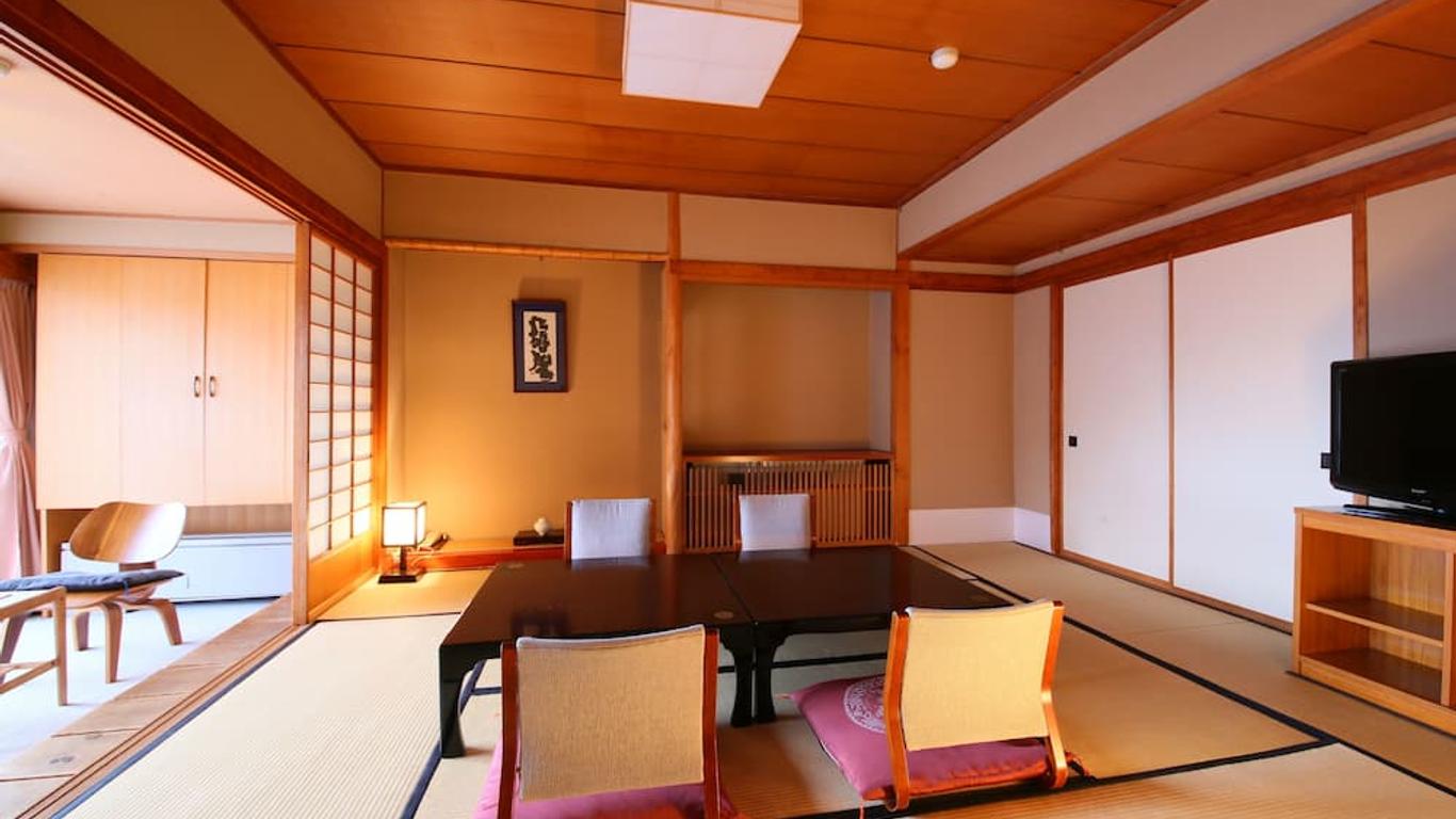 玉露祖亞本館 - 山內
