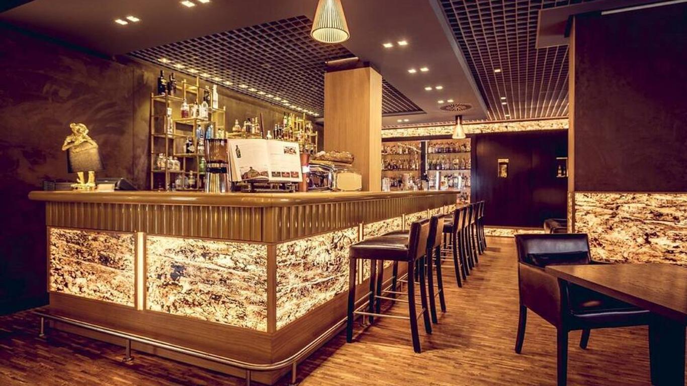 城市公園公寓酒店 - 波茲南