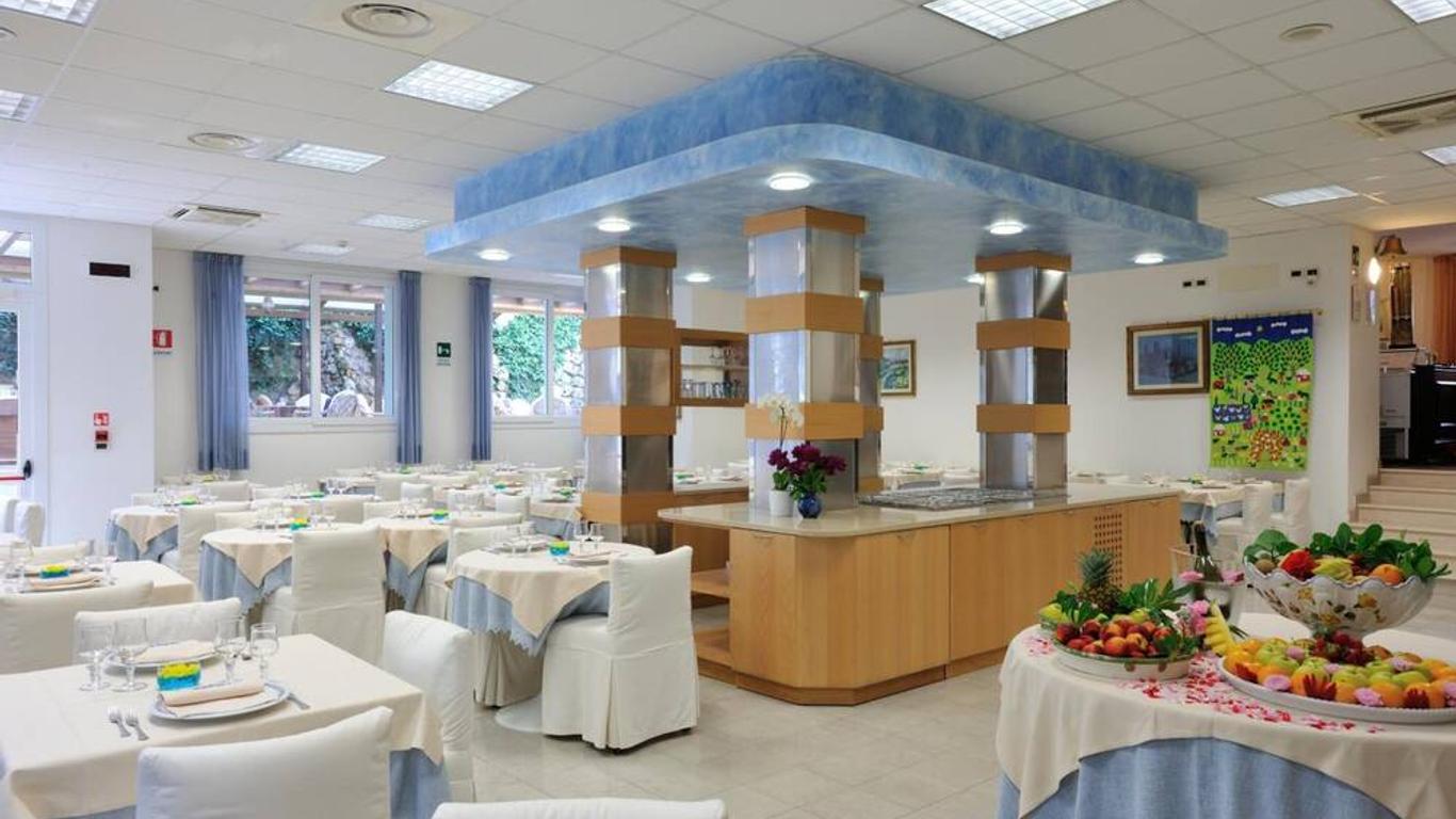 索爾斯酒店 - 利加諾黃金沙灘