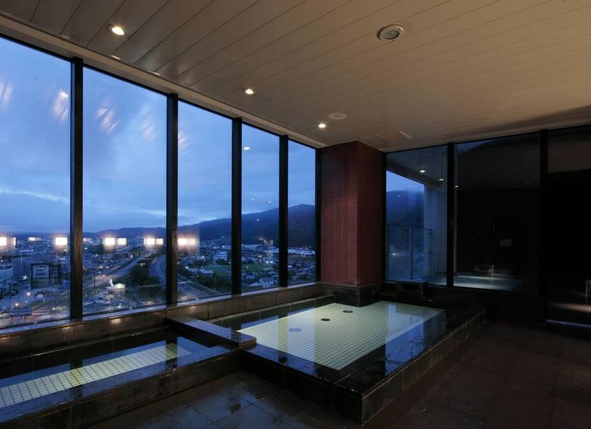 Spa 相片