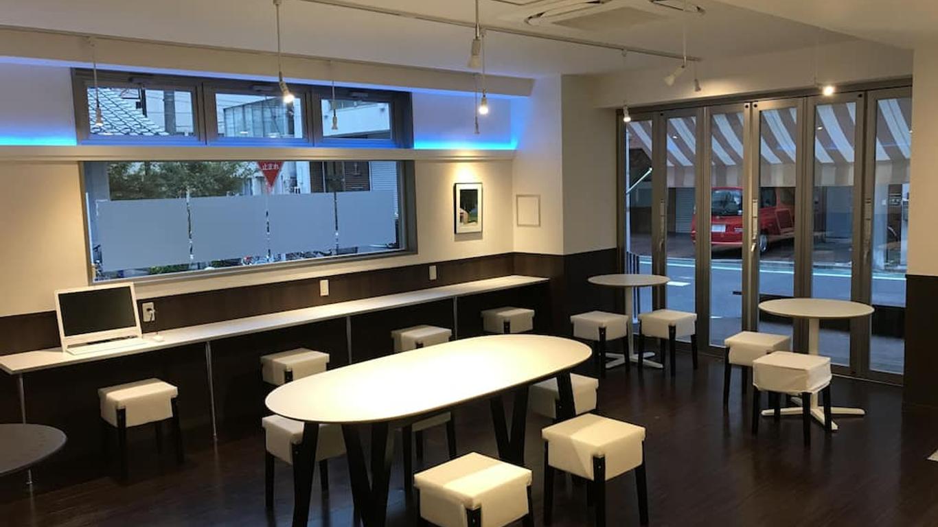 貓頭鷹飯店