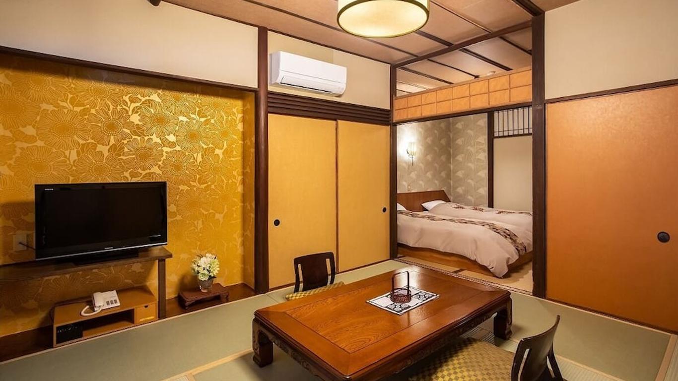 湯花滿開日式旅館