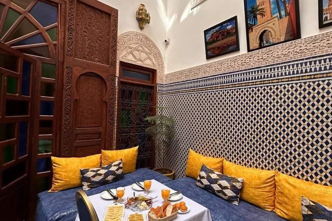 德爾拉哈飯店 - 青年旅舍