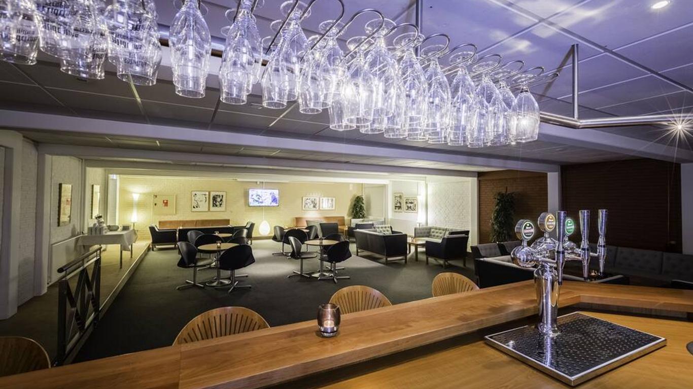 弗雷德里克六世酒店 - 歐登斯