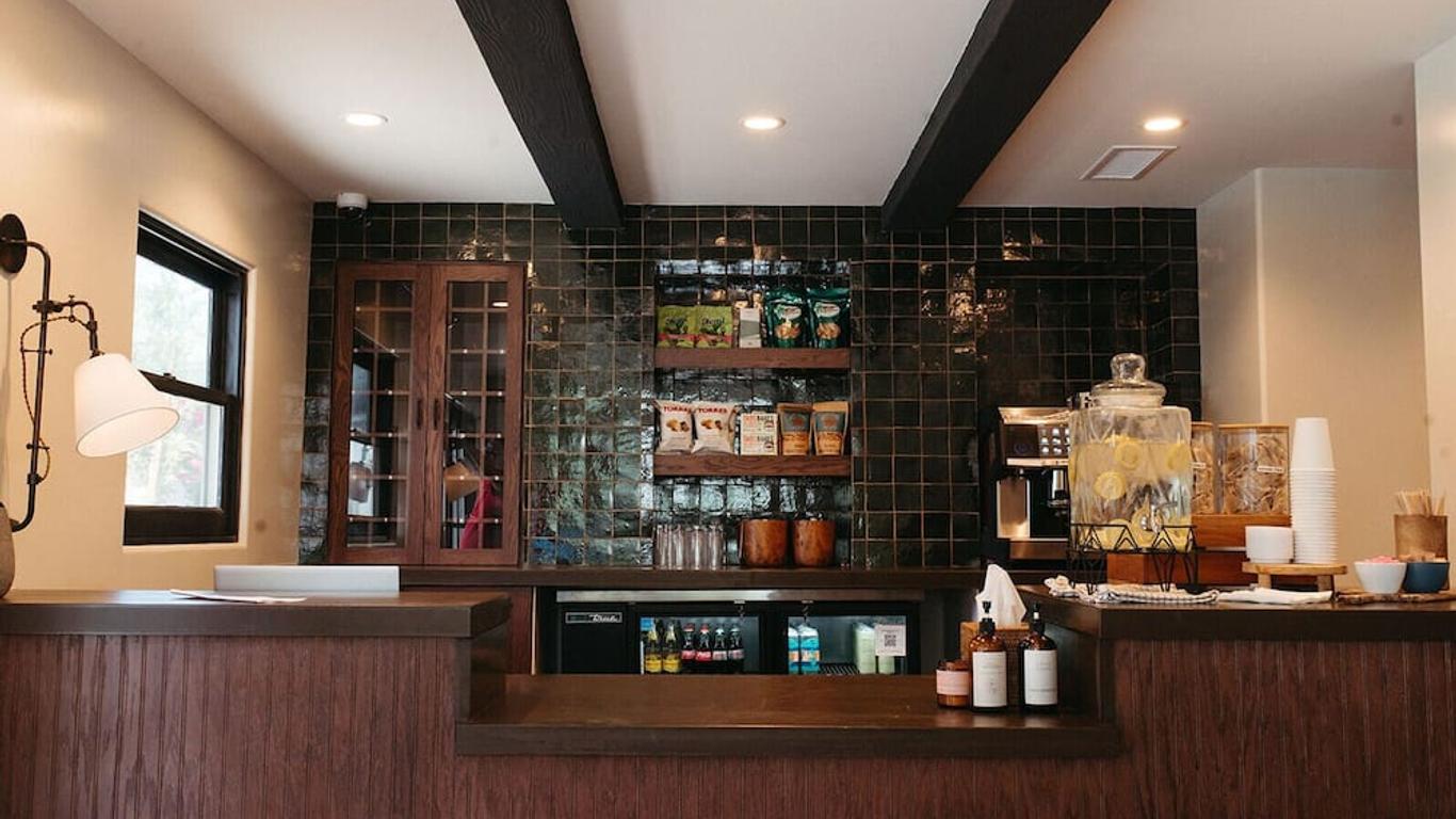 卡薩科迪酒店 - 棕櫚泉