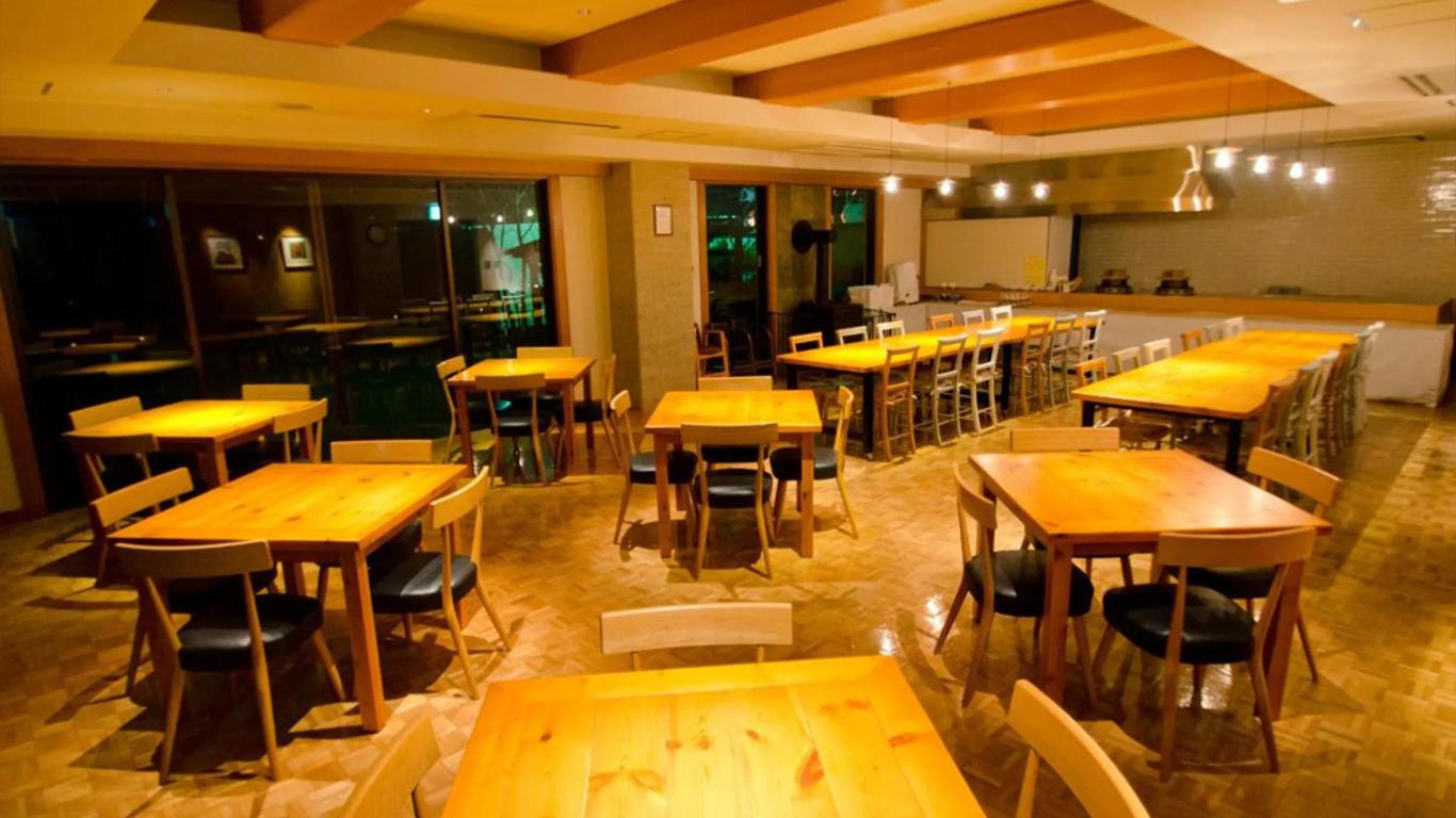 福爾克羅洛花卷東和酒店