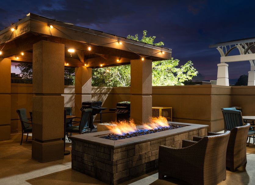 天井 相片