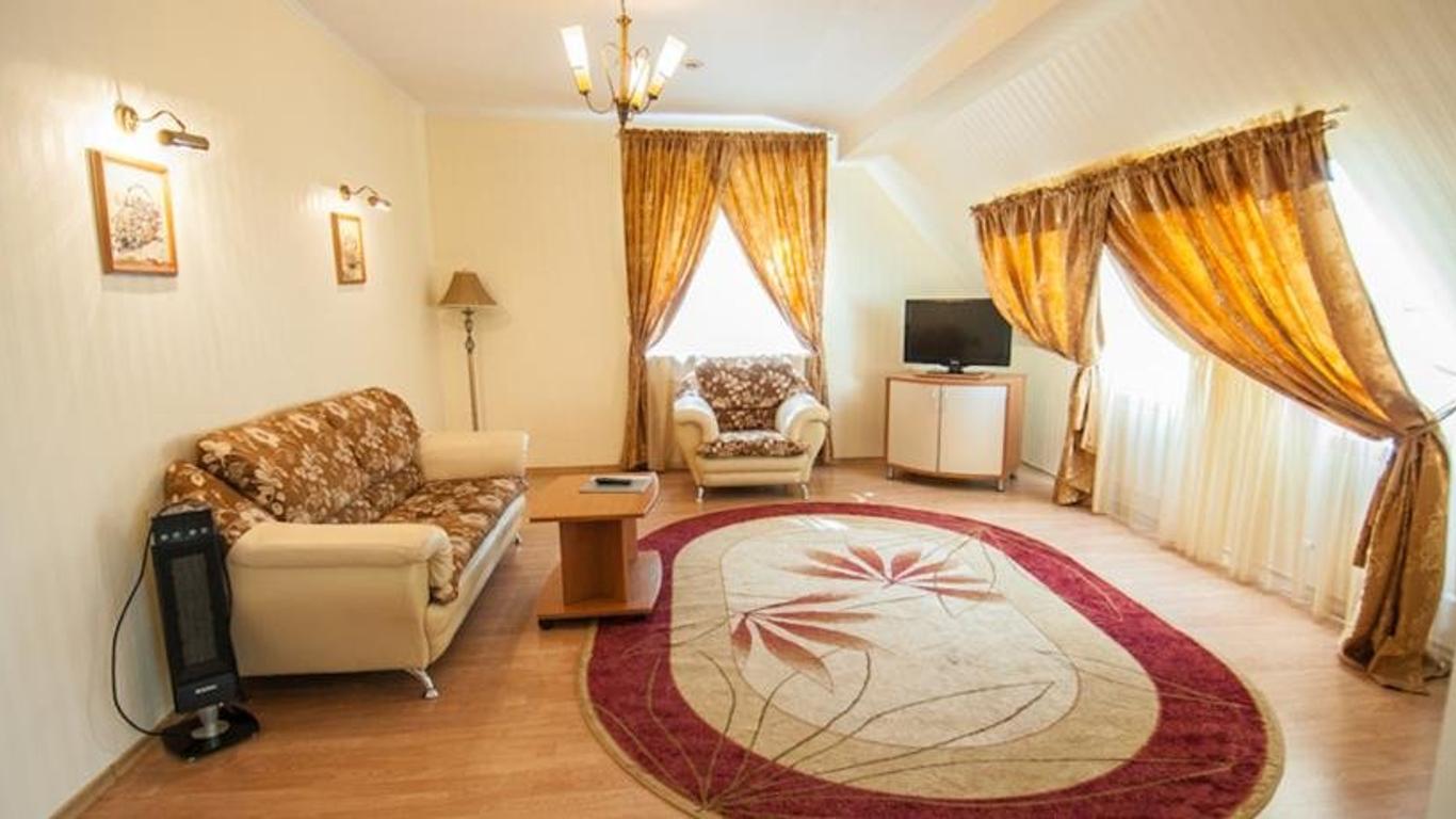 Golubaya Volna Hotel