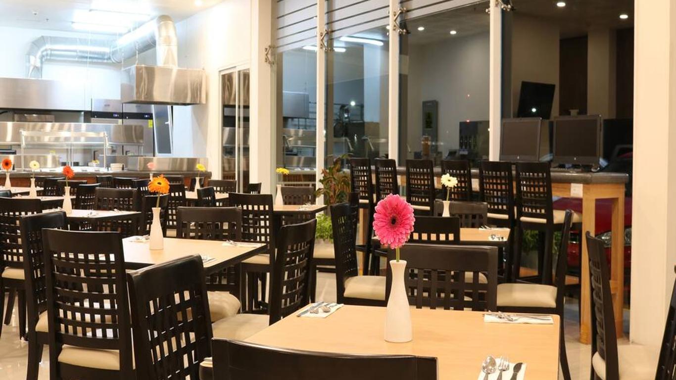 聖路易波托西快捷使命飯店