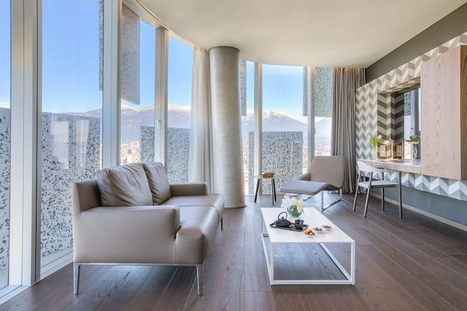 地拉那廣場酒店 - 地拉那