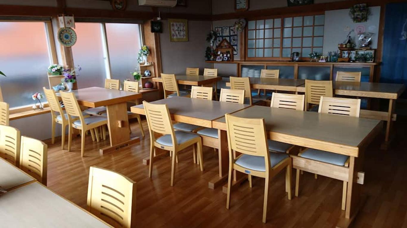 高坂村蘋果旅館