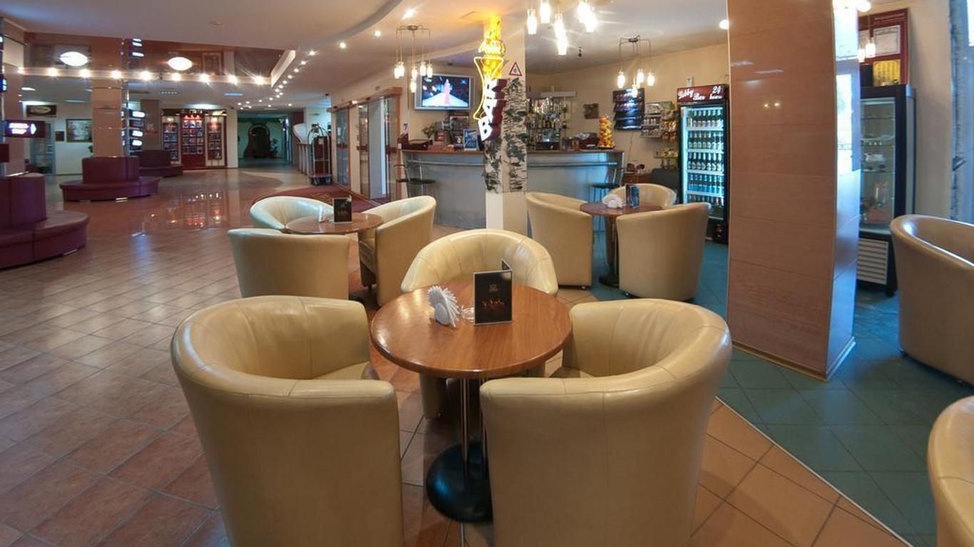Amaks Congress Hotel