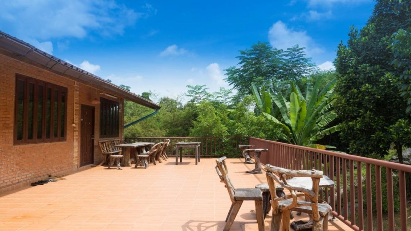 Bannrimkhao Khao Yai Resort