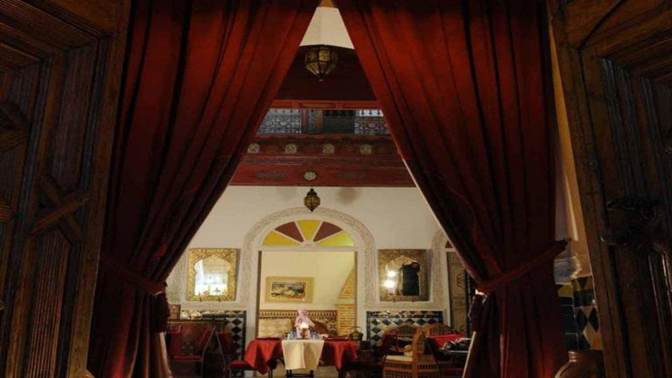 阿拉伯安達盧西亞庭院旅館 - 馬拉喀什