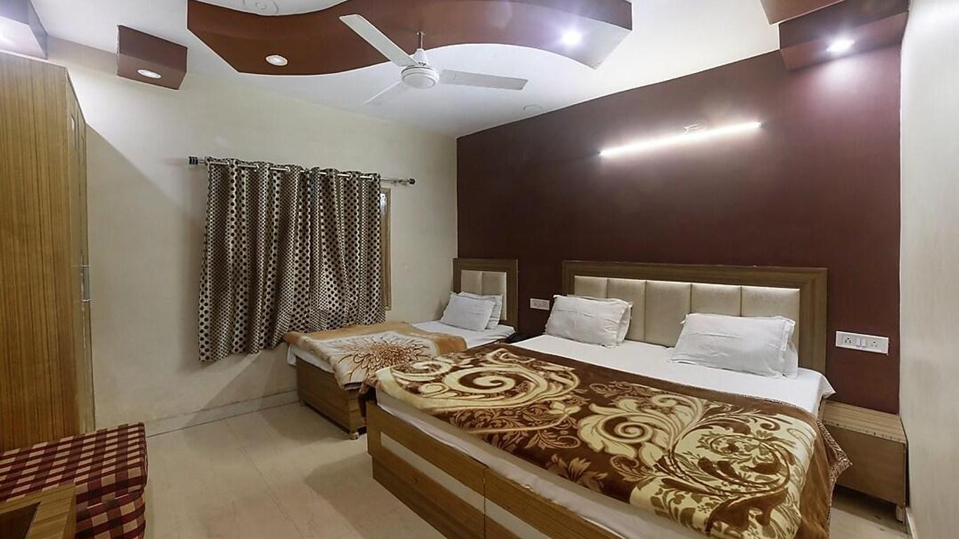 Hotel Kapoor