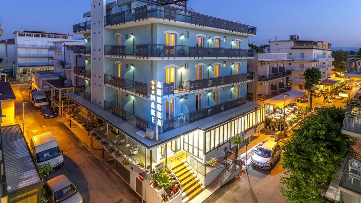 極光濱海酒店