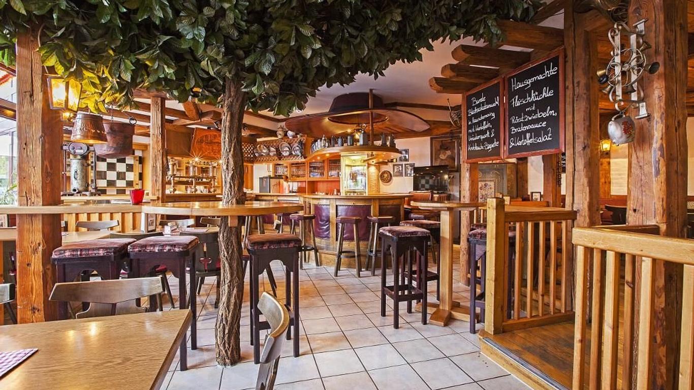 沃爾德霍恩酒店 - 伯布林根