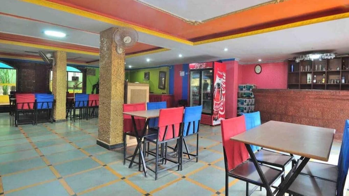克里斯假日飯店
