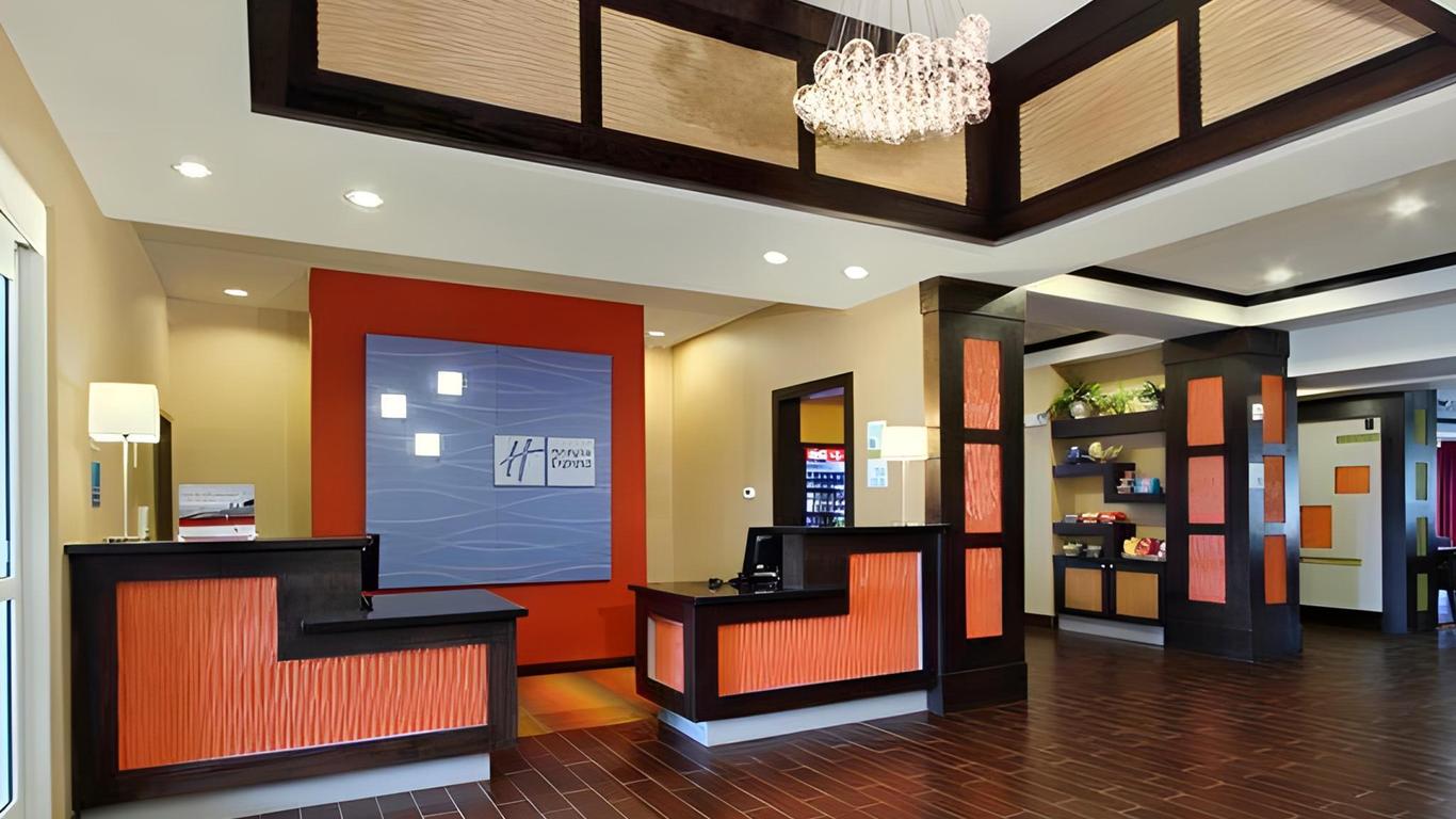 休士頓東 - 貝敦智選假日套房飯店 - IHG 旗下飯店