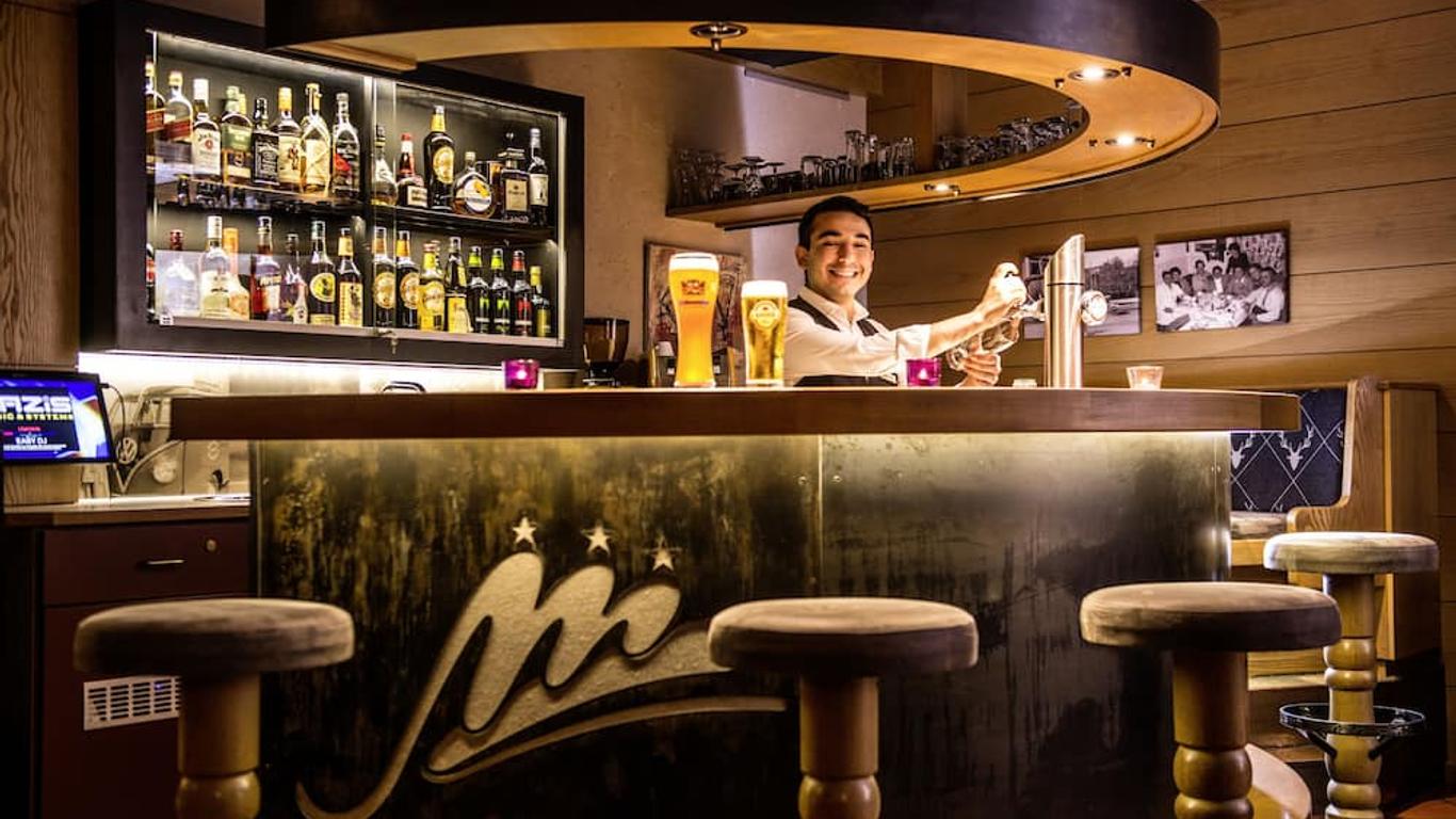 麥斯米蘭酒店 - 埃亨比希爾