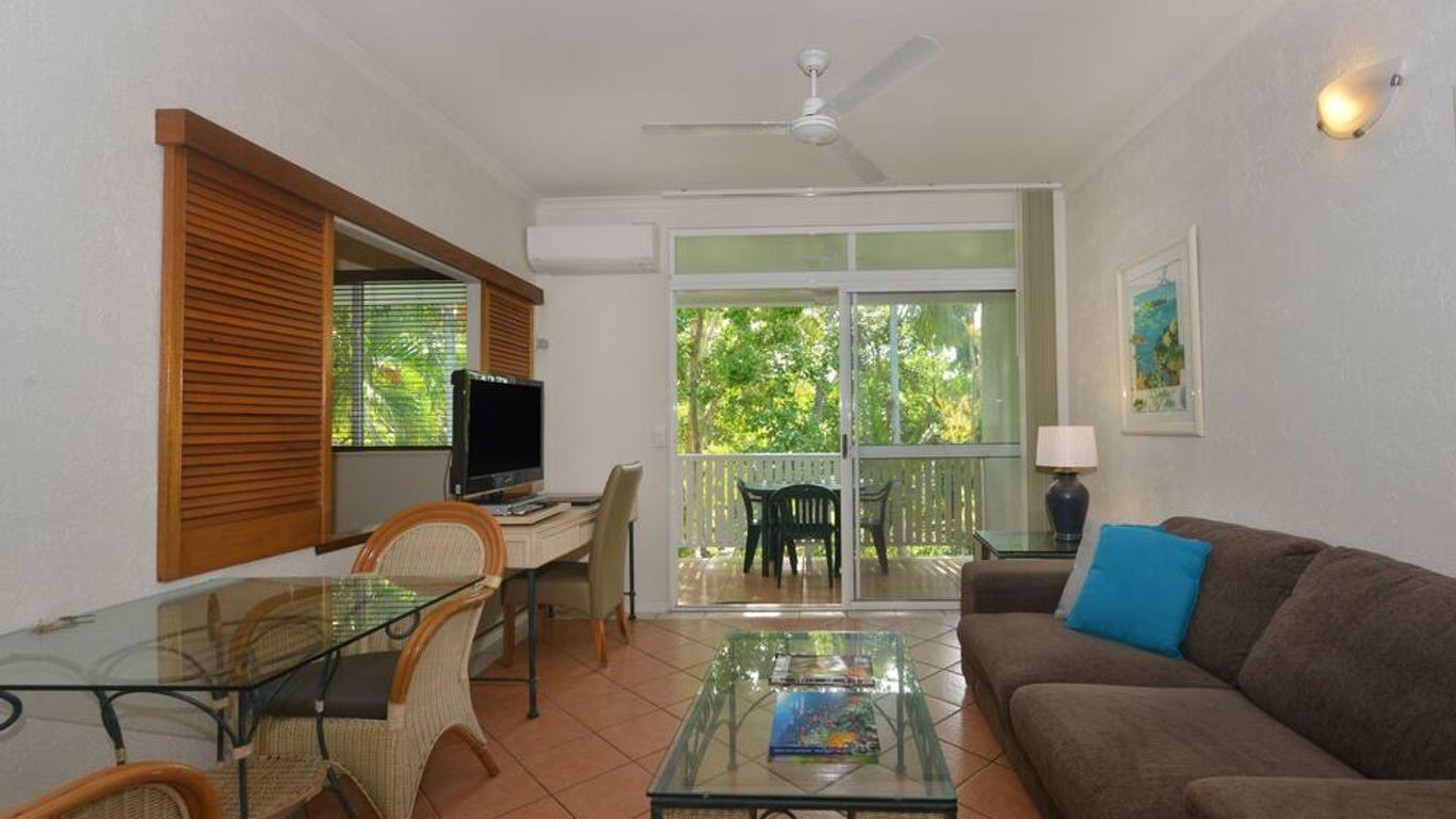漂流木海景假日公寓酒店 - 珊瑚公寓酒店 - 道格拉斯港