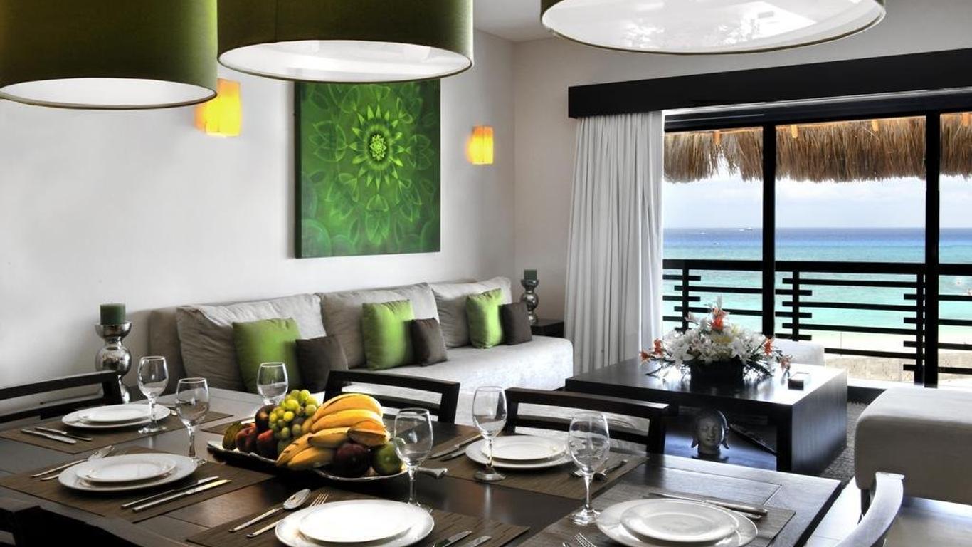 阿爾迪泰國奢華公寓式酒店 - 卡曼海灘