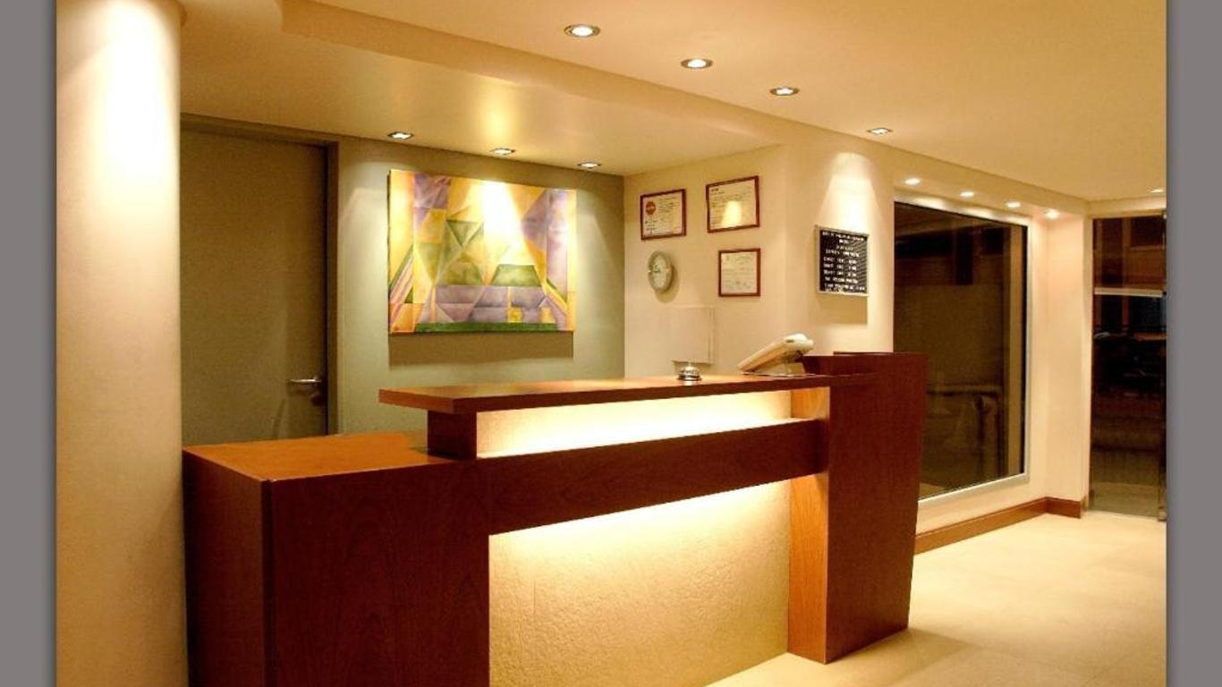 巴里洛切酒店
