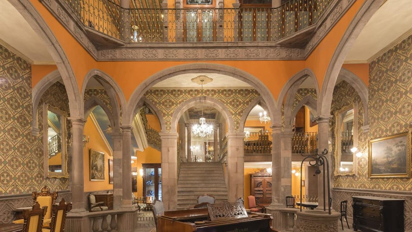 聖奧古斯丁帕拉西奧博物館酒店 - 聖路易波托西